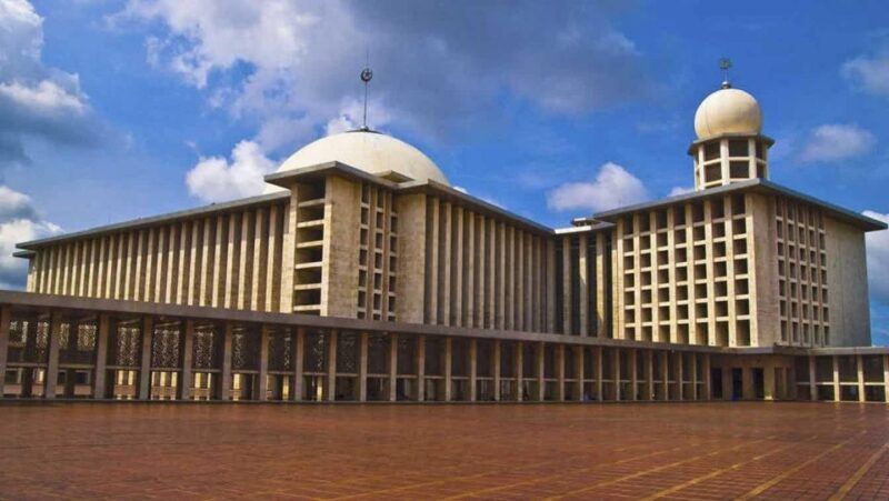Jakarta: Full-day Tour Explore The Best Places in Jakarta - Comprehensive Itinerary Highlights