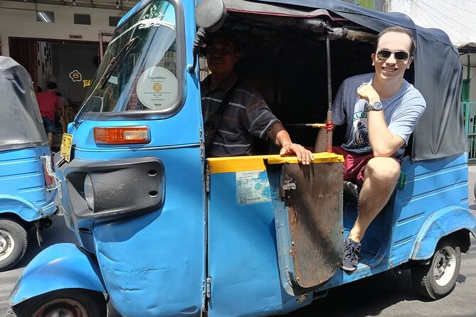 Jakarta Half-Day Sightseeing Tour To Modern City and Old Town - Comfortable Transportation and Efficient Guides