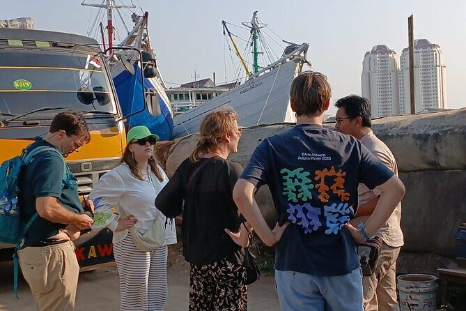 Jakarta Half Day Visit The Monument with Highlight City Tour - The Sum Up