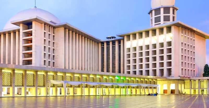 Jakarta Heritage City Tour With Lunch & Souvenir - Pickup Location and Duration