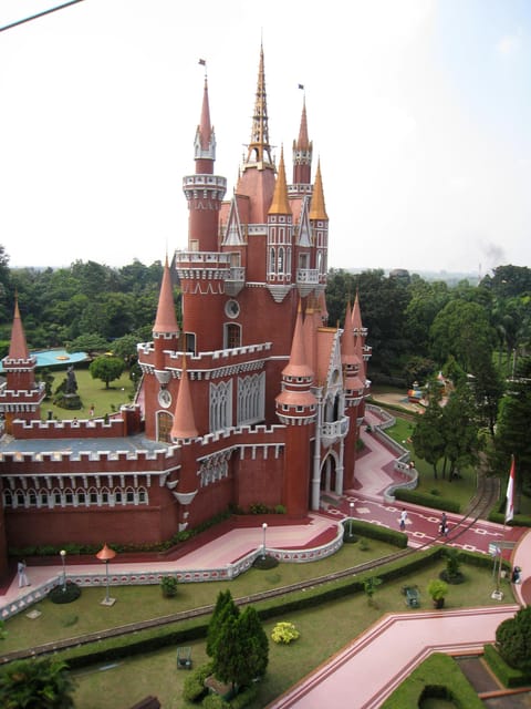 Jakarta Holiday Package City Tour 3D2N - Day 1: Explore Jakarta