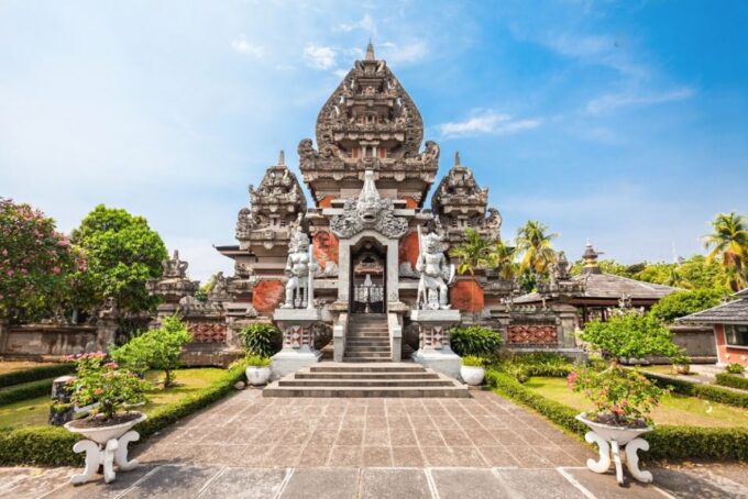 Jakarta: Jakarta Culture and Landmarks Full-Day Tour - Frequently Asked Questions