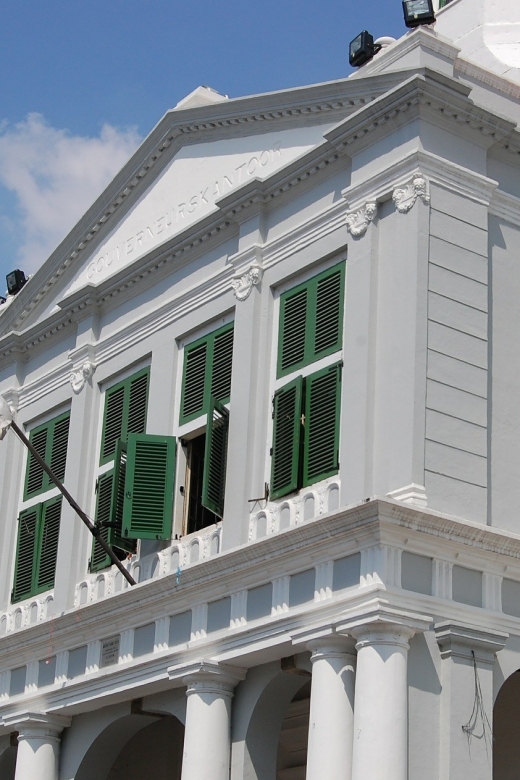 Jakarta: Like a Local Customized Guided Tour - Key Points
