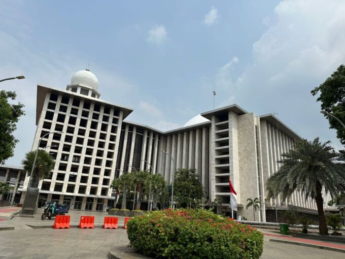 Jakarta Luxury Tours, Your Best Friend in Travelling. - Free Cancellation