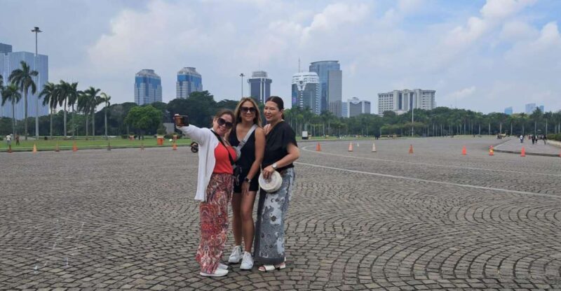 Jakarta: Private Car Charter With Driver in Group by Van - Key Points
