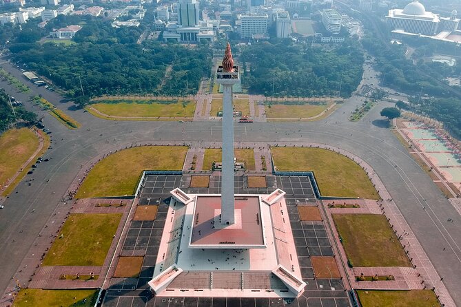 Jakarta Private Custom Walking Tour With a Guide - Customizable Experience