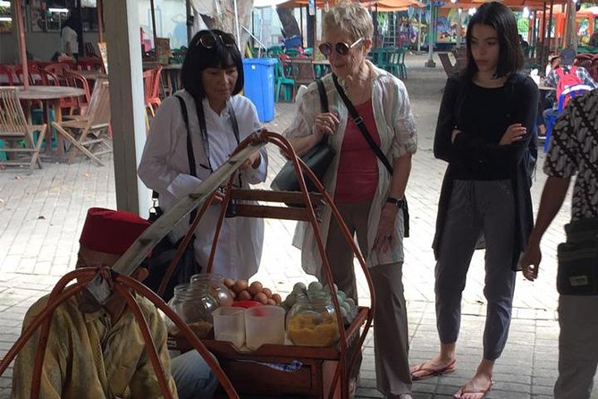 Jakarta Private Tour With Guide and Lunch - Meeting and Pickup