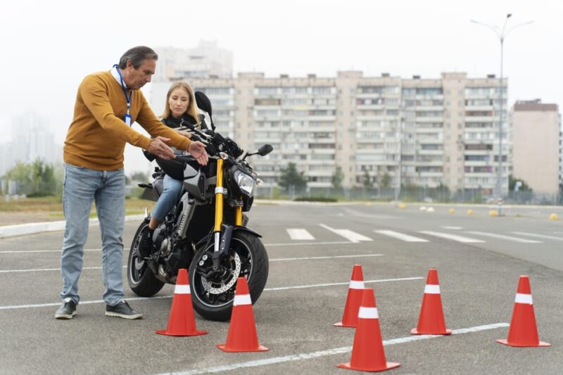 Jakarta Scooter and Motorcycle Lessons - Lesson Features