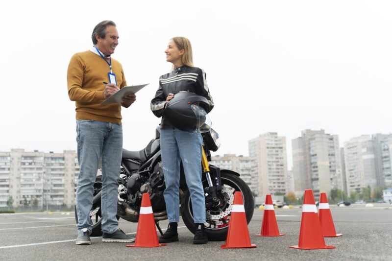 Jakarta Scooter and Motorcycle Lessons - Booking and Reservations