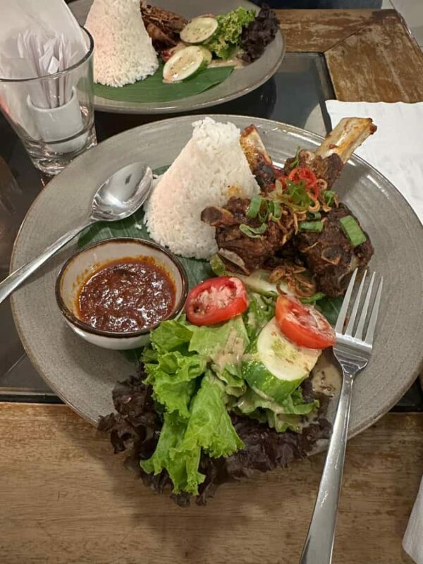 Jakarta: Street Food Tour with a Local Guide - Practical Tips for Participants