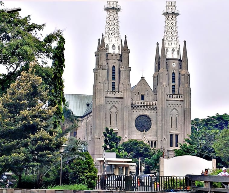 Jakarta Tour :Beautiful Miniature Glorious Park of Indonesia - Tour Inclusions