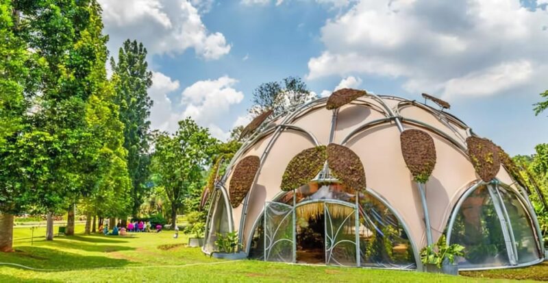 Jakarta Tour : Natural Views, Waterfall and Botanical Garden - Enday Media / Kerajinan Wayang Golek
