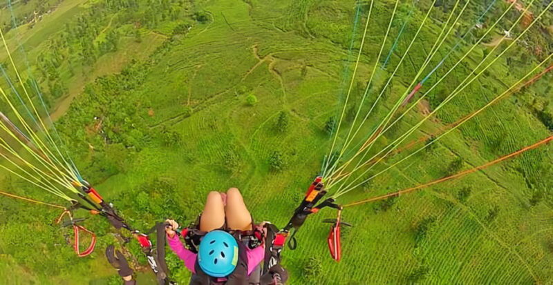 Jakarta Tour: Paragliding at Top Mountain & Tea Plantation - Paragliding Details