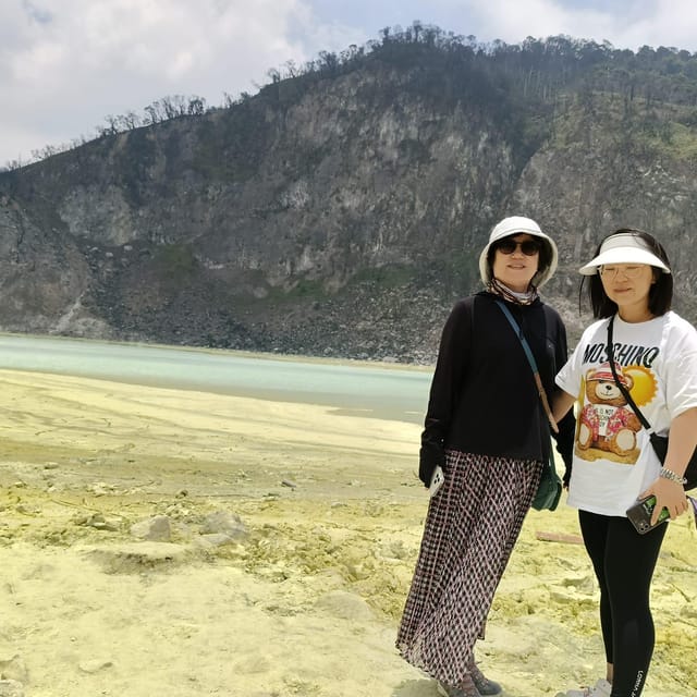 Jakarta Tour: White Crater, Pinisi Resto, Hotspring - Lunch at Pinisi Resto