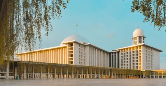 Jakarta Tour With Free Airport Pickup - Frequently Asked Questions