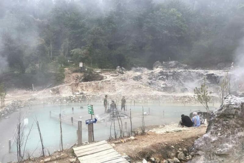 Jakarta: Volcano, Suspension Bridge and Hot Spring - What’s the Overall Value?