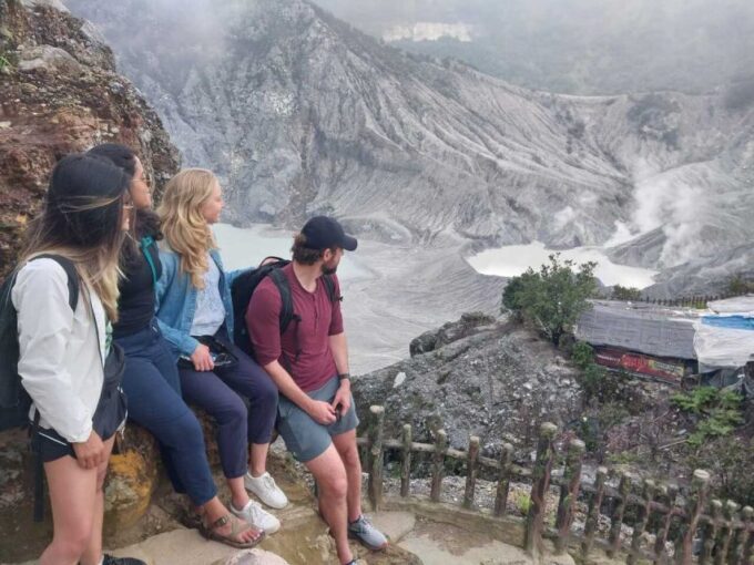 Jakarta: Volcano, Tea/Rice Fields, Hot Spring, Local Food - Group Size and Cancellation Policy