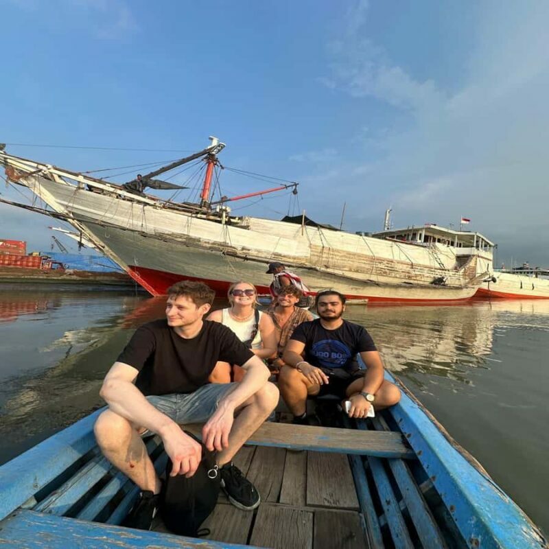 Jakarta Walking Tour: Explore Jakarta as the Locals do - Who is this tour ideal for?
