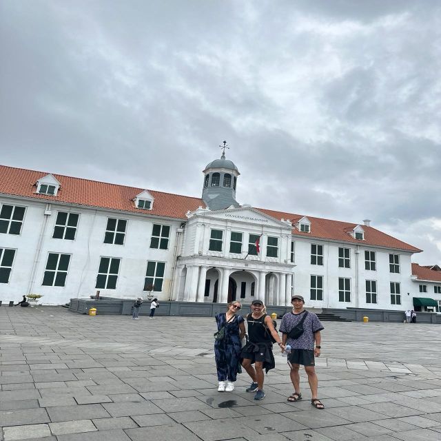 Jakarta Walkingtour : Explore Jakarta as the Locals Do - Participation Guidelines