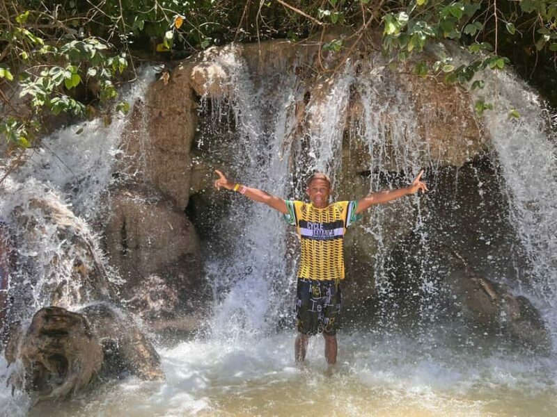 Jamaica Dunn's River Falls guided tour from Ocho Rios hotels - Key Points