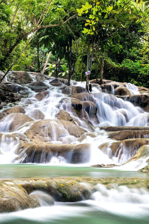 Jamaica: Full Day Dunns River and Blue Hole With Lunch - Important Information