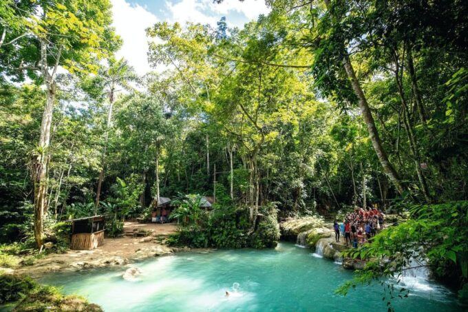 Jamaica: Full Day Dunns River and Blue Hole With Lunch - Lunch and Amenities