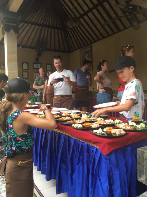 Jambangan Bali Cooking Class With Morning Market Tour - Itinerary and Activities