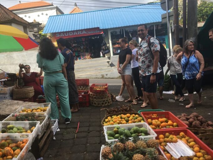 Jambangan Bali Cooking Class With Morning Market Tour - Enjoying the Homemade Meal