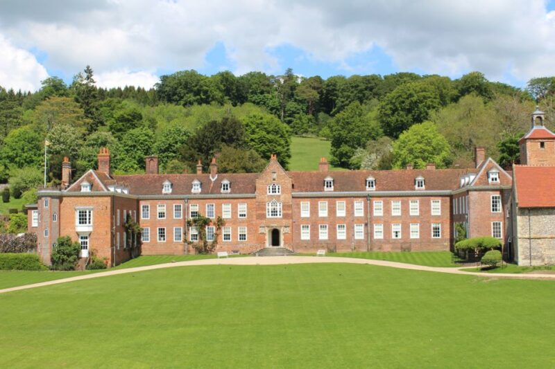 James Bond Classic Tour From London - Thunderballs Shrublands