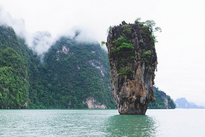 James Bond + Hong Islands + Sightseeing + Canoe - Inclusions