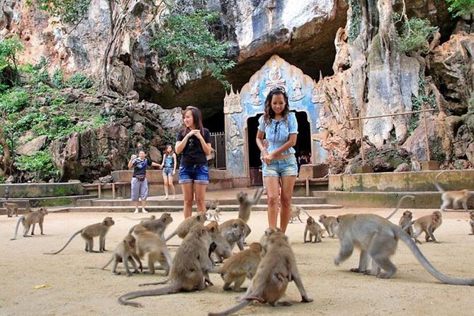 James Bond Island Sightseeing(No Canoeing) Tour by Longtail Boat From Phuket - Reviews and Ratings
