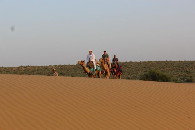 James Desert Experience - Immersive Cultural Experience