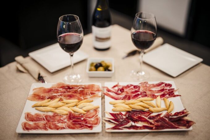 Jamón, Cheese and Wine Experience Near Sagrada Familia - Included Wines