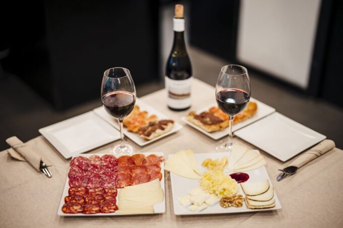Jamón, Cheese and Wine Experience Near Sagrada Familia - Frequently Asked Questions