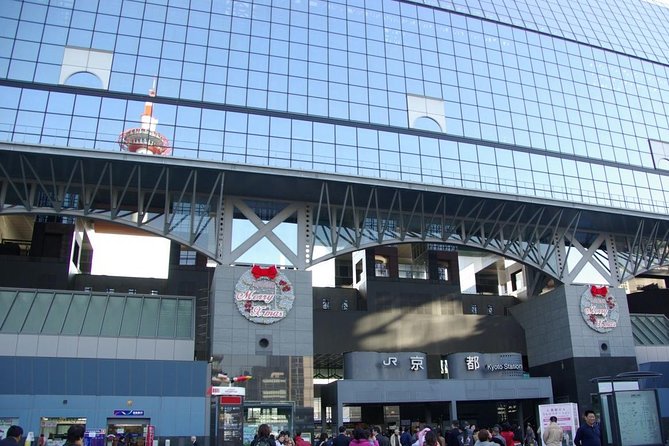 Japan Railway Station Shared Departure Transfer : Kyoto City to Kyoto Station - Baggage and Accessibility
