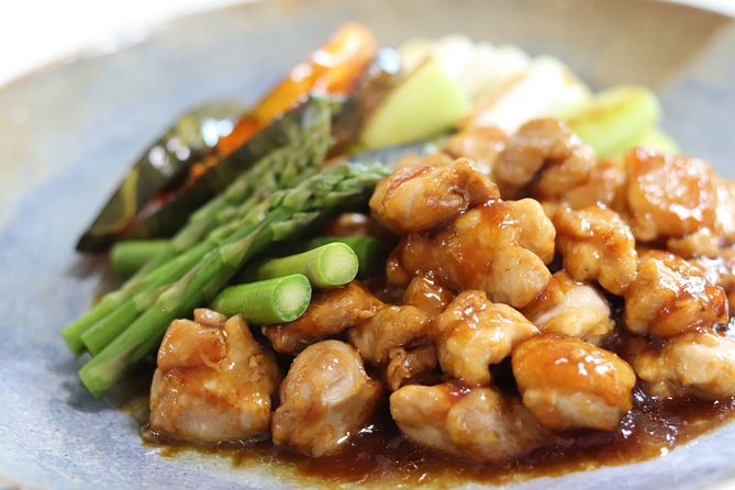Japanese Cooking Lesson and Meal With a Local Professional in Her Lovely Home - About the Local Professional Instructor
