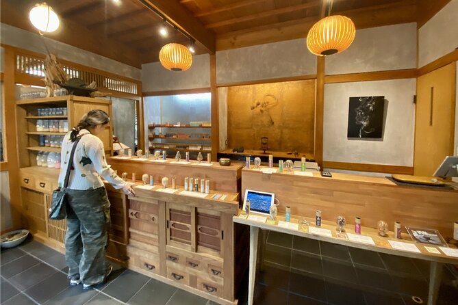 Japanese Incense Tour in Kyoto - Discovering the Art of Incense Making
