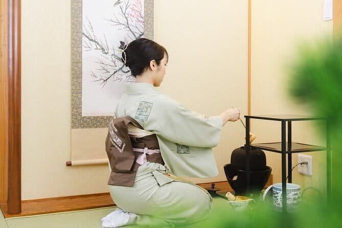 Japanese Tea Ceremony and Kimono Experience in Tokyo Hanayaka - Key Points