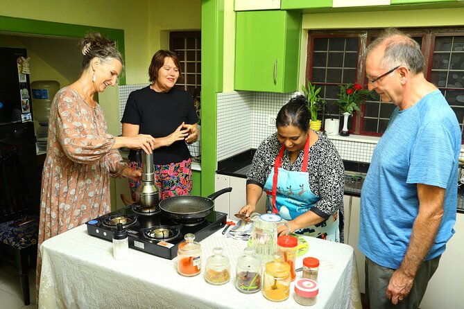 Jasmin Villa Homestay Cookery Class Review - Key Points