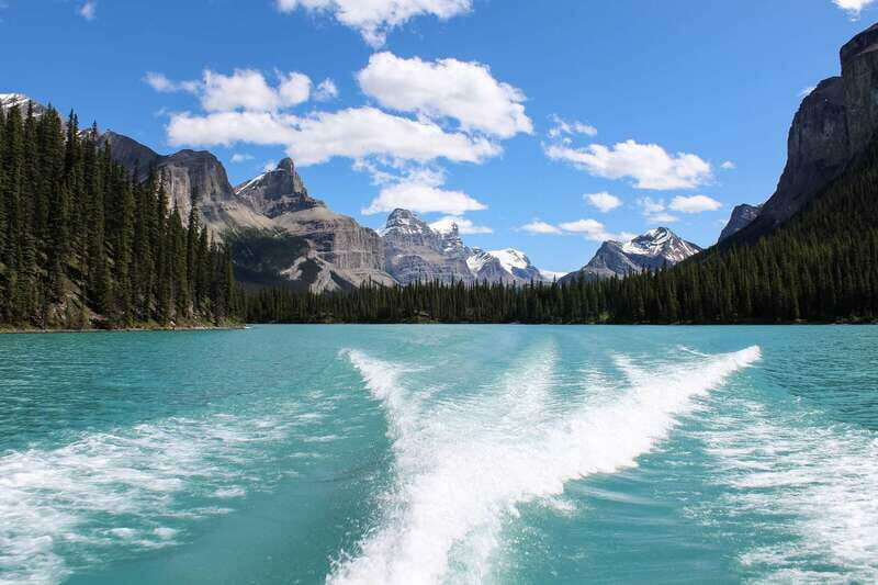 Jasper: Maligne Valley Wildlife & Spirit Island Cruise - The Itinerary and What You Can Expect