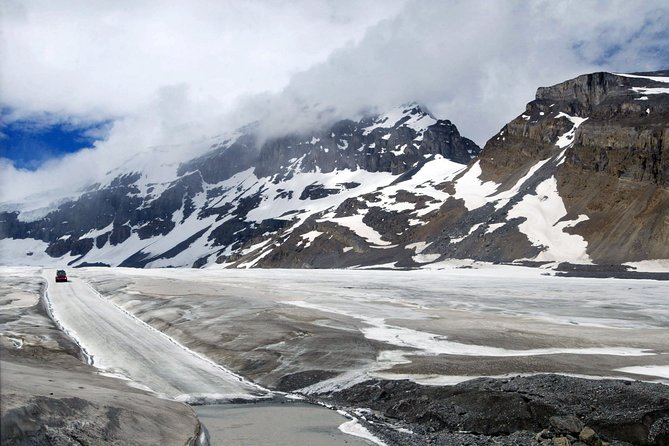 Jasper National Park 2-Day Tour - Maligne Lake and Peyto Lake