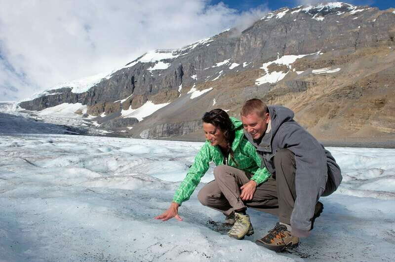 Jasper: Transfer to Banff/Lake Louise w/ Columbia Icefields - Pricing and Value