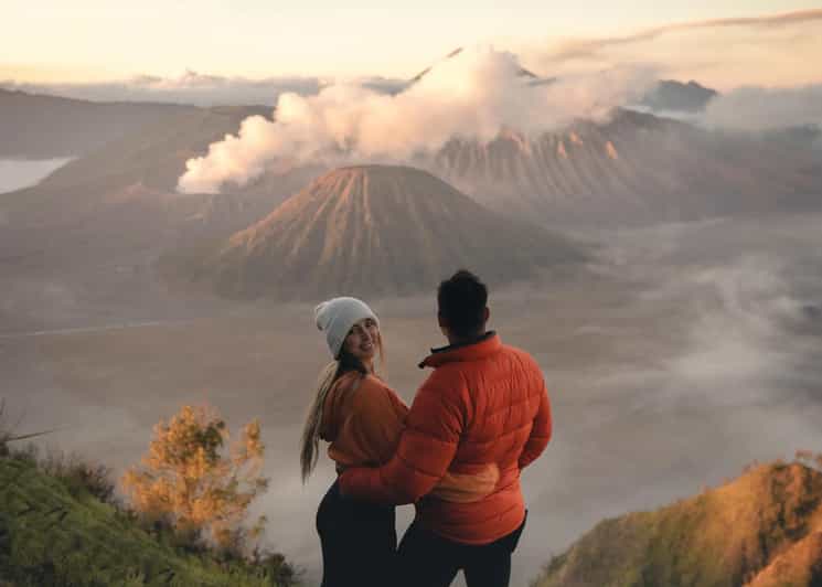 Javas Highlight Guided Tour From Jakarta or Bali - Explore Bandungs Colonial Architecture