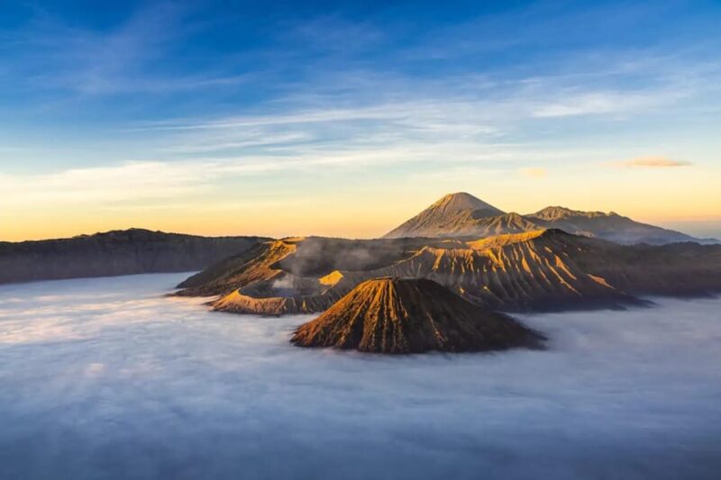 Javas Highlight Guided Tour From Jakarta or Bali - Witness Mount Bromos Volcanic Sunrise