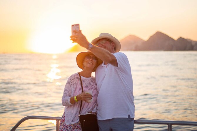 Jazz and Wine Sunset Cruise in Los Cabos - Inclusions and Amenities
