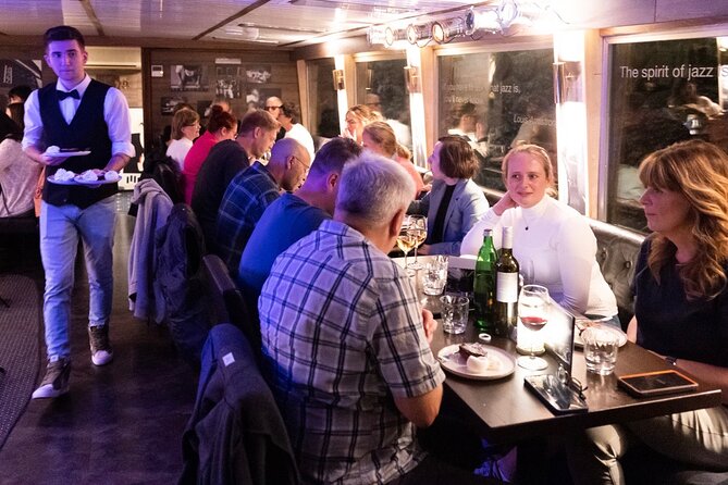 Jazz Boat: Popular Live Jazz River Cruise - Cruise Duration and Capacity