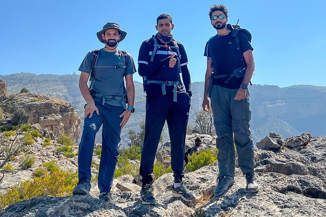 Jebel Shams Summit W4 - Pickup and Meeting Point Details