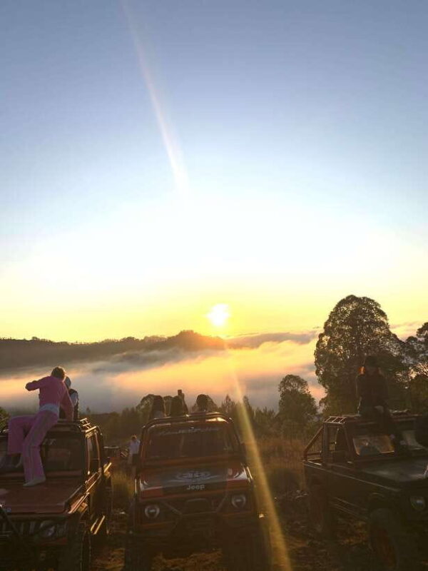 Jeep 4wd With Sunrise & Black Lava - Pickup Times