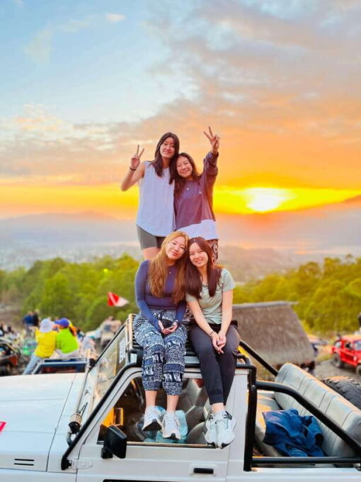 Jeep 4wd With Sunrise & Black Lava - Meeting Point