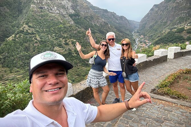 Jeep 4x4 Full Day West, Porto Moniz, Skywalk, Natural Swimming Pools, Waterfalls - Experiencing the Glass Viewing Platform in Cabo Girao